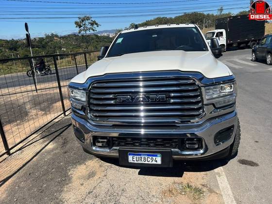 RAM 3500 6.7 I6 TURBO DIESEL LIMITED LONGHORN CD 4X4 AUTOMÁTICO RAM 3500 6.7 I6 TURBO DIESEL LIMITED LONGHORN CD 4X4 AUTOMÁTICO